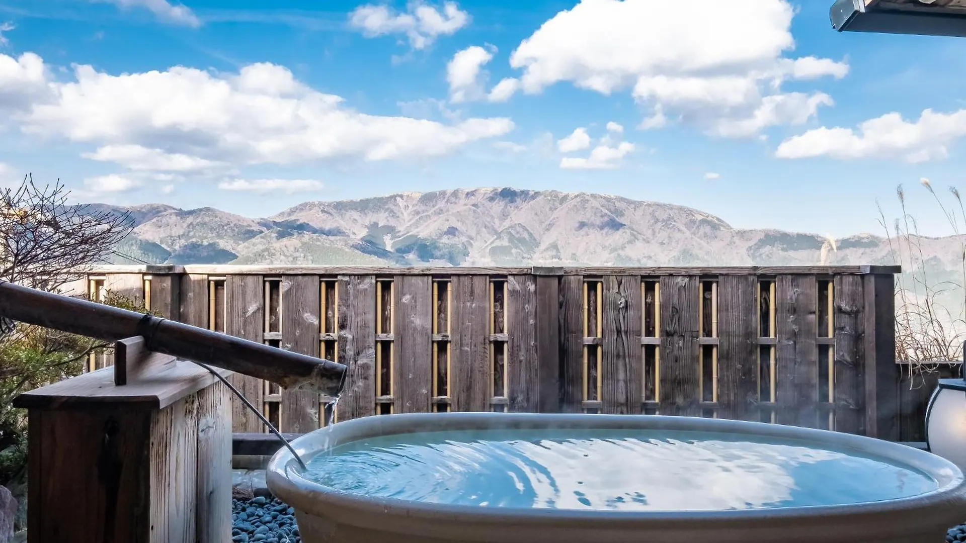 Hotel Shirayunoyado Yamadaya Hakone Gora 3*,
