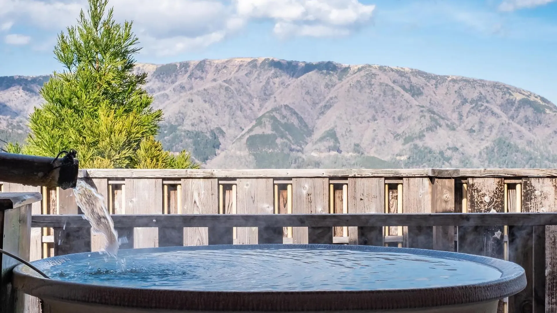 Ryokan (tradycyjny japoński pensjonat lub zajazd) Hotel Shirayunoyado Yamadaya Hakone Gora