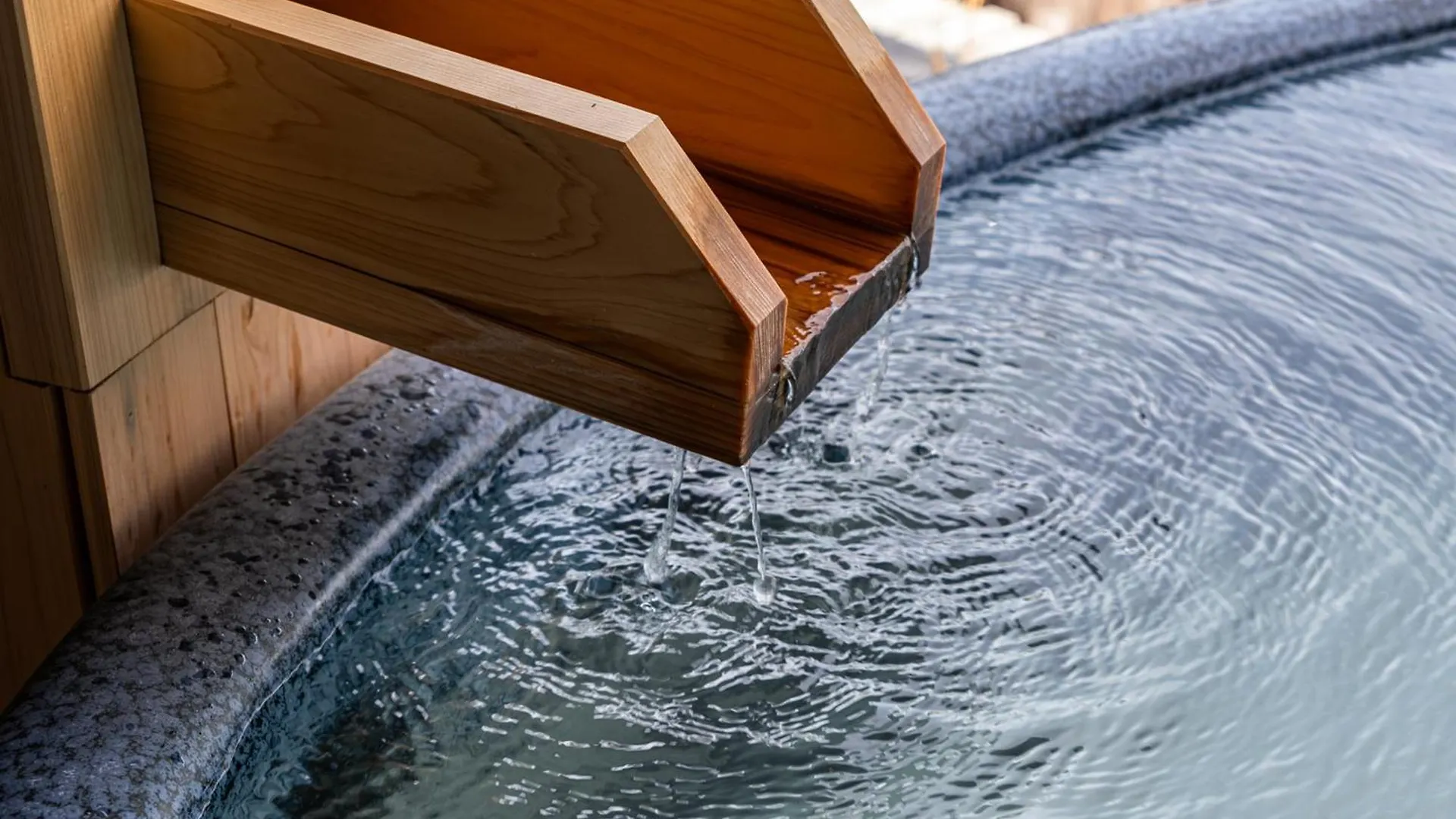 *** Ryokan (tradycyjny japoński pensjonat lub zajazd) Hotel Shirayunoyado Yamadaya Hakone Gora Japonia