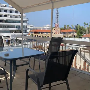 Unique 100 Meters From Auberge de jeunesse Larnaca